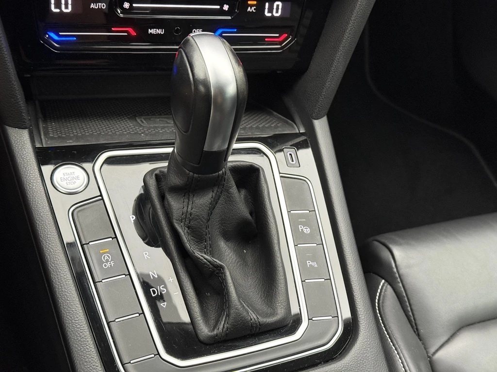 Volkswagen Passat – foto 27