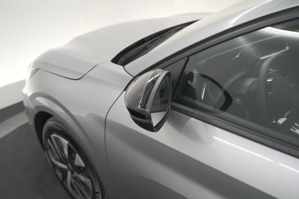 Peugeot 208 – foto 18