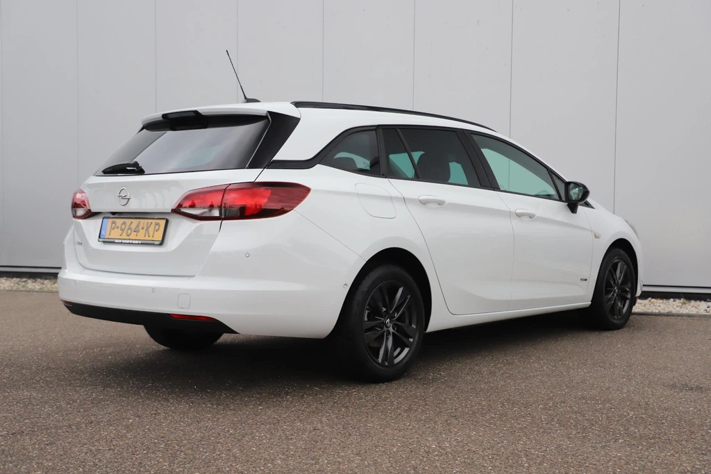 Opel Astra – foto 2