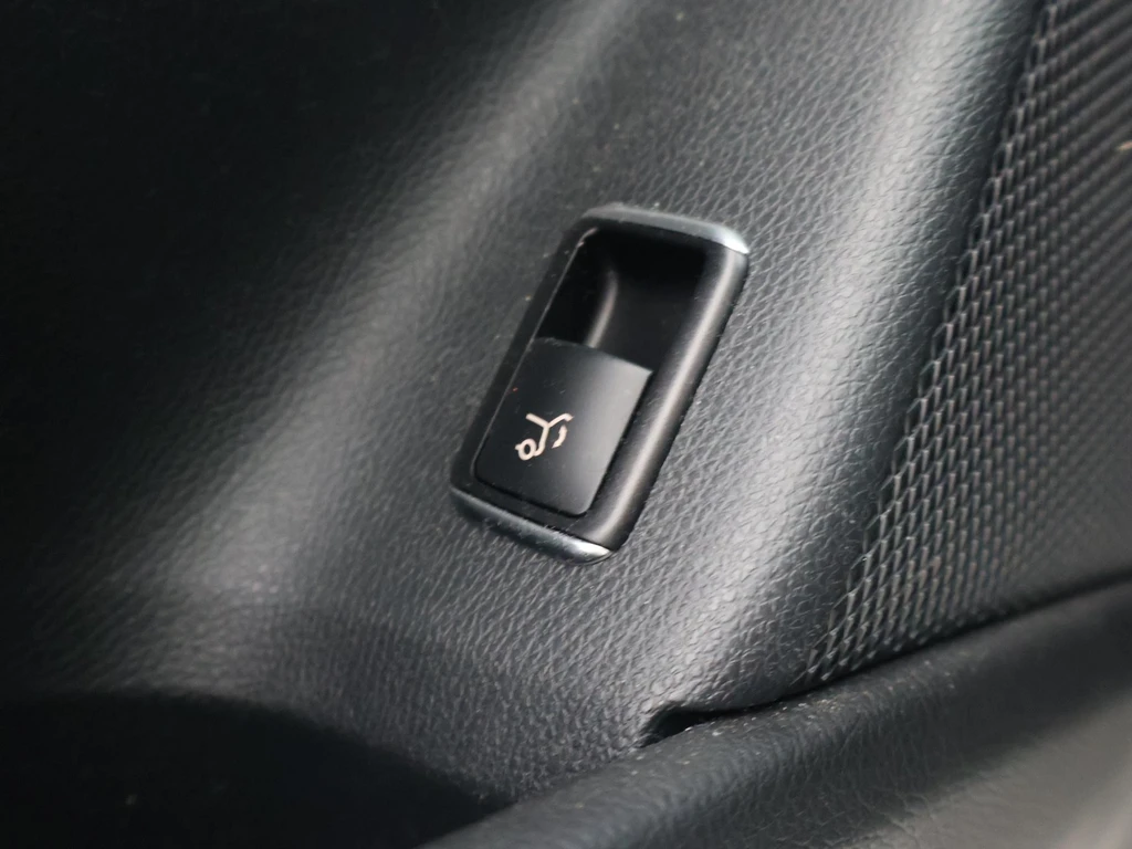 Mercedes-Benz GLA – foto 48
