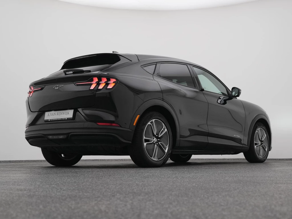 Ford Mustang Mach-E – foto 11
