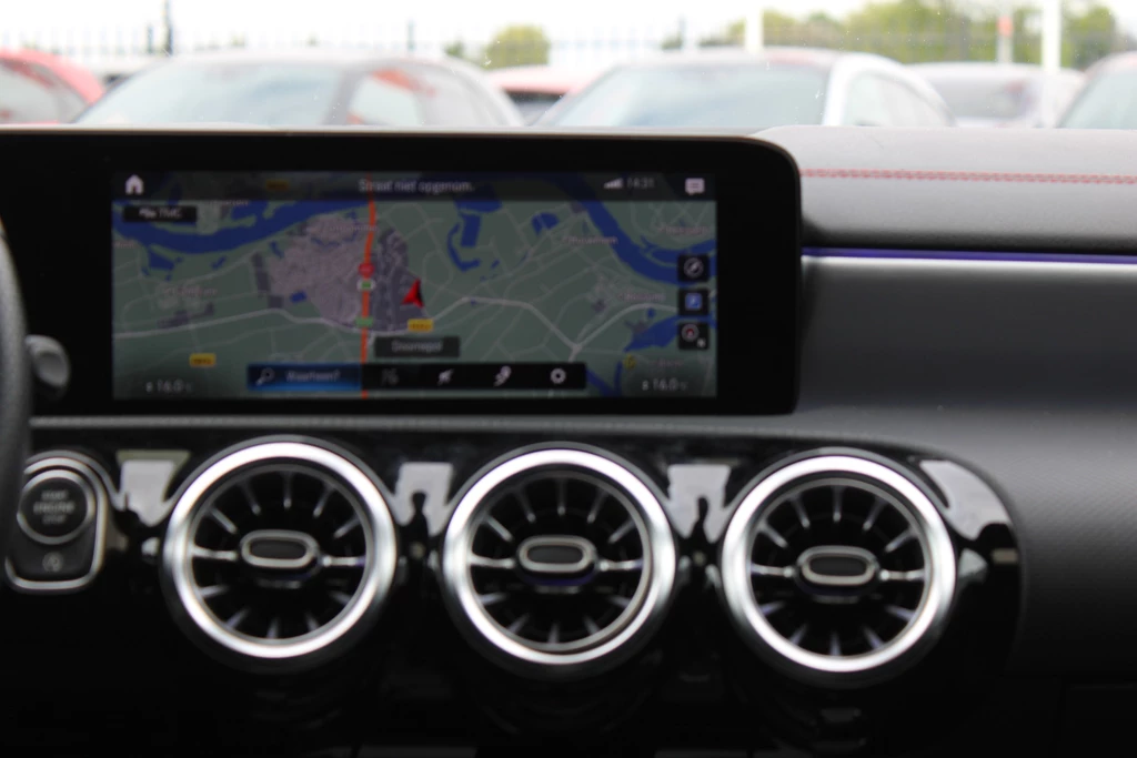 Mercedes-Benz CLA – foto 23