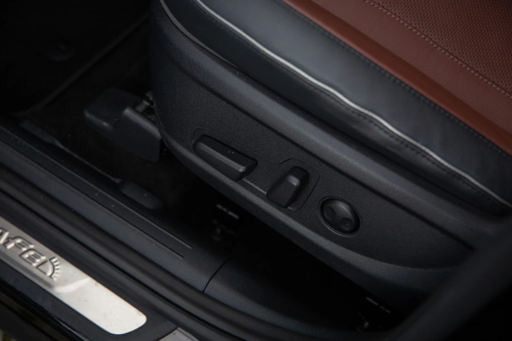 Hyundai Santa Fe – foto 5