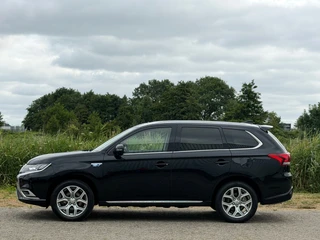 Mitsubishi Outlander – thumbnail 4
