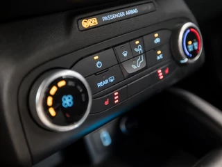 Ford Focus – thumbnail 12