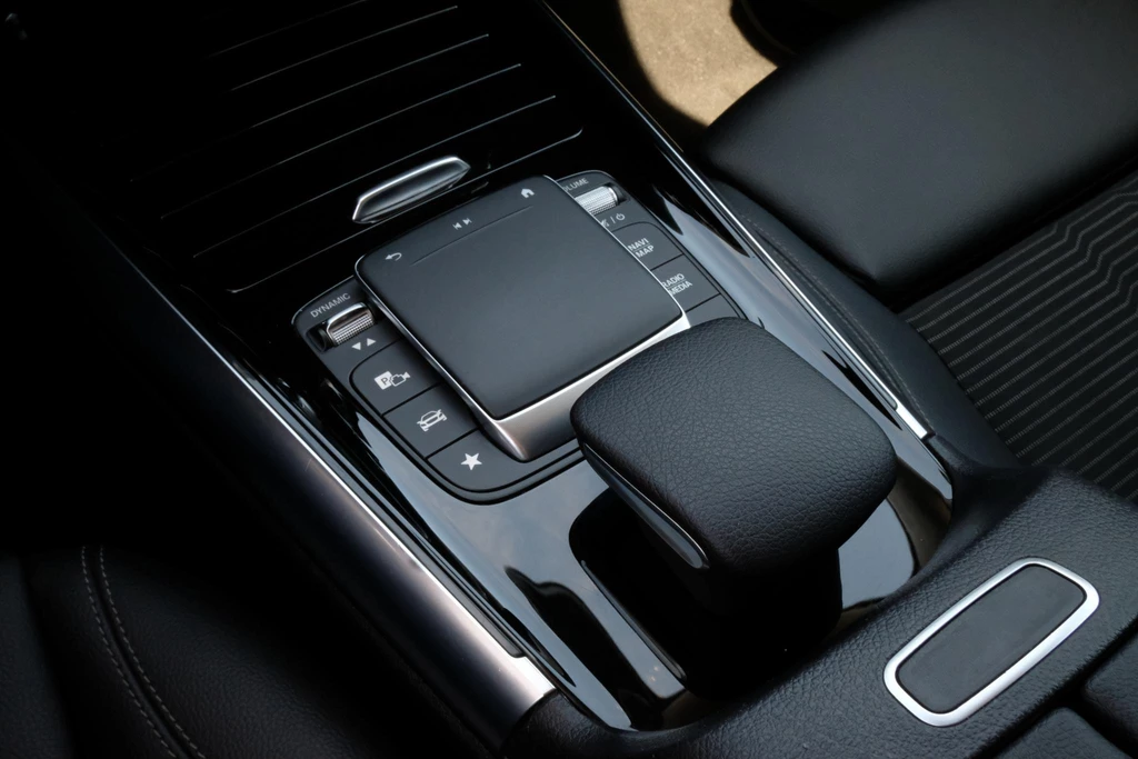 Mercedes-Benz GLA – foto 28
