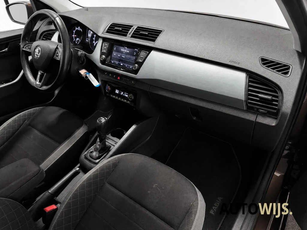 Škoda Fabia – foto 12