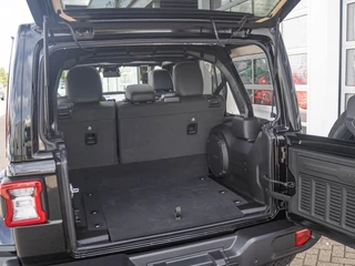Jeep Wrangler – thumbnail 26