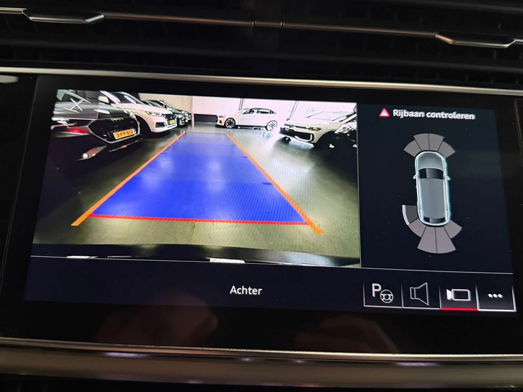 Audi Q8 – foto 30