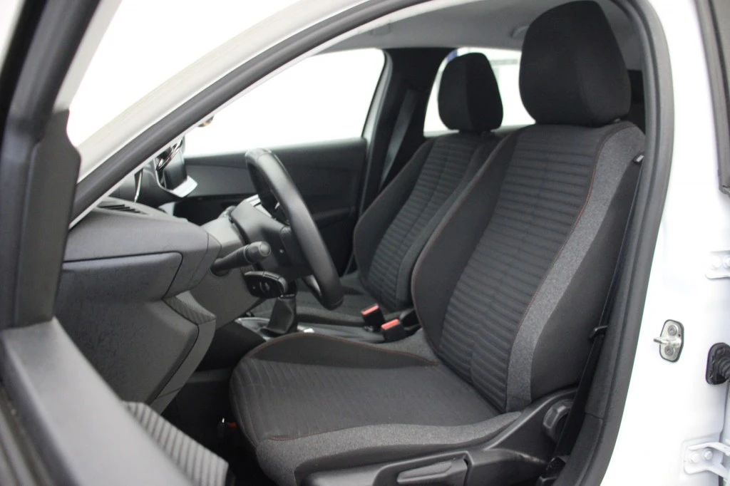 Peugeot 208 – foto 16