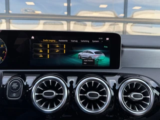 Mercedes-Benz CLA – thumbnail 32