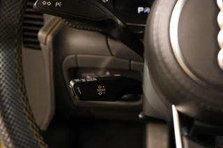 Audi R8 – thumbnail 31