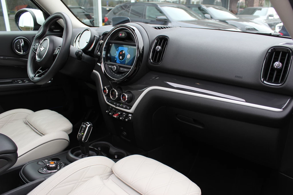 MINI Countryman – foto 16