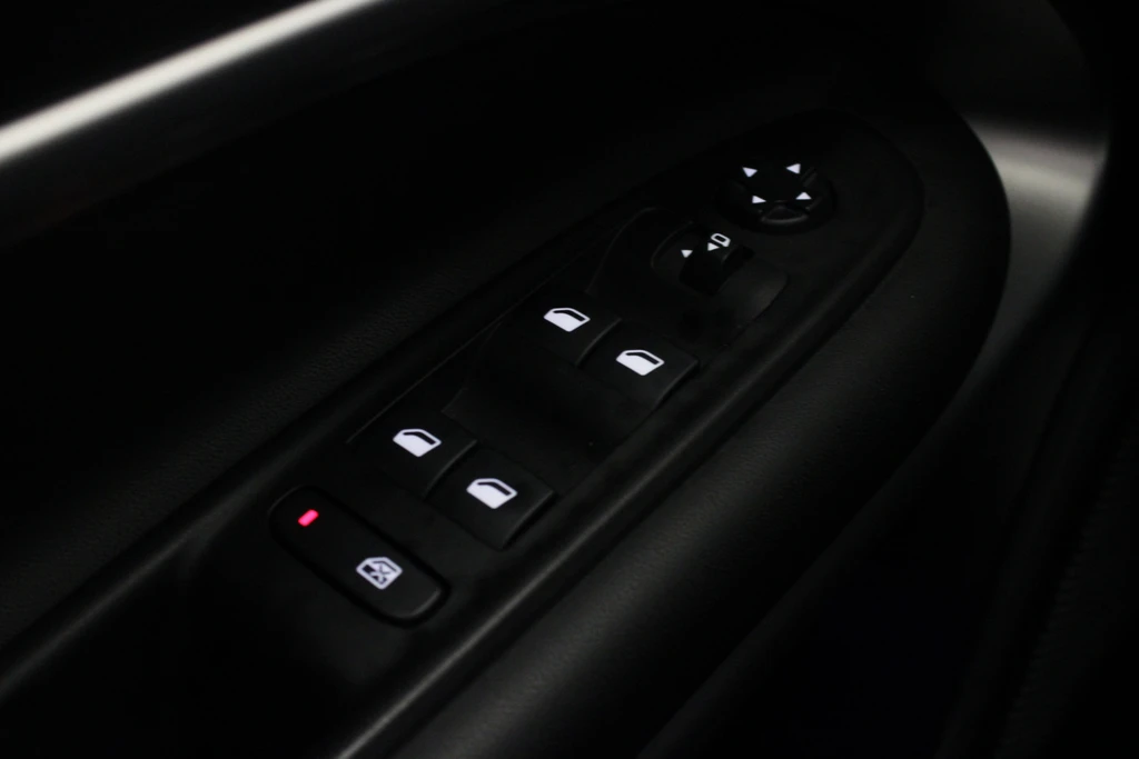 Jeep Avenger – foto 22