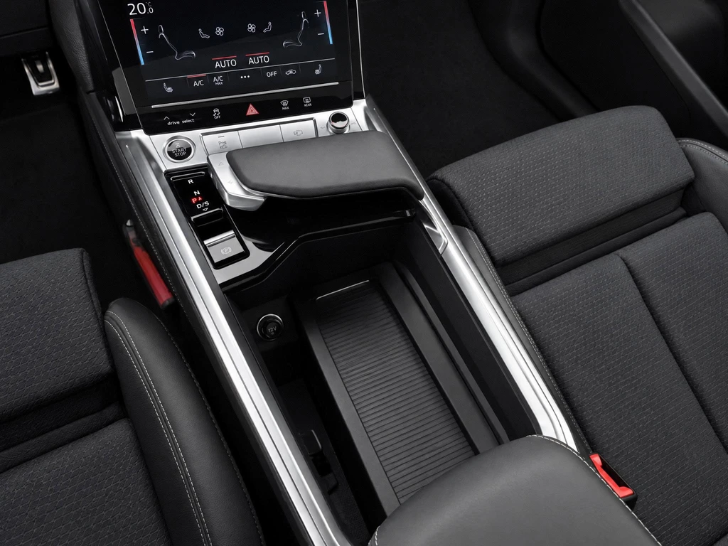 Audi Q8 e-tron – foto 17