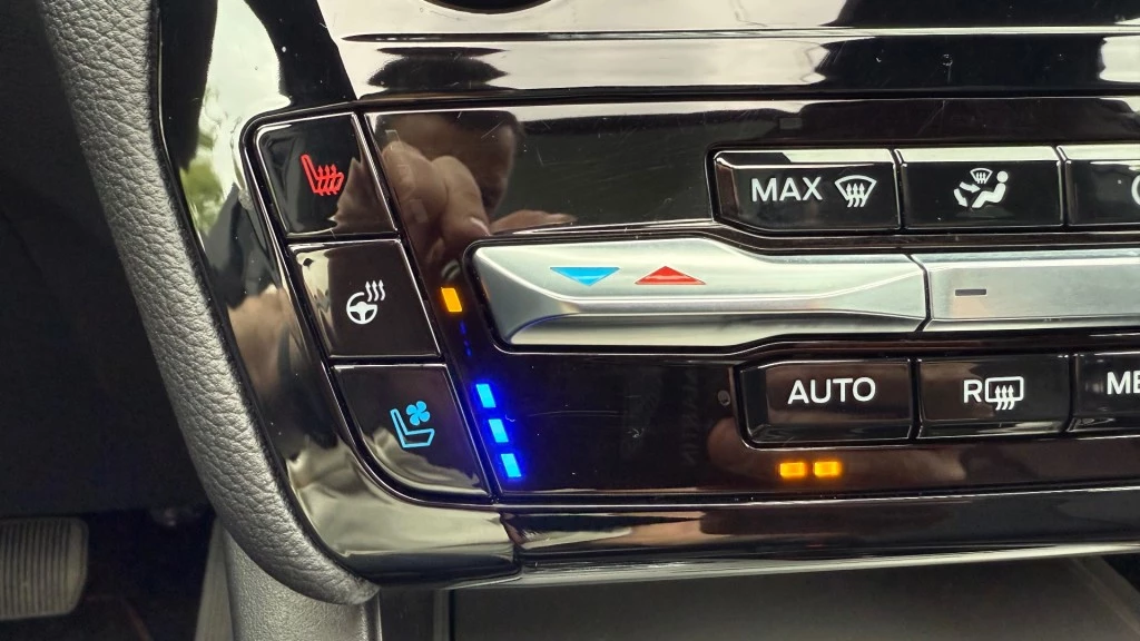 Ford Explorer – foto 14