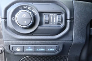 Jeep Wrangler – thumbnail 33