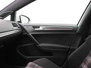 Volkswagen Golf – thumbnail 34