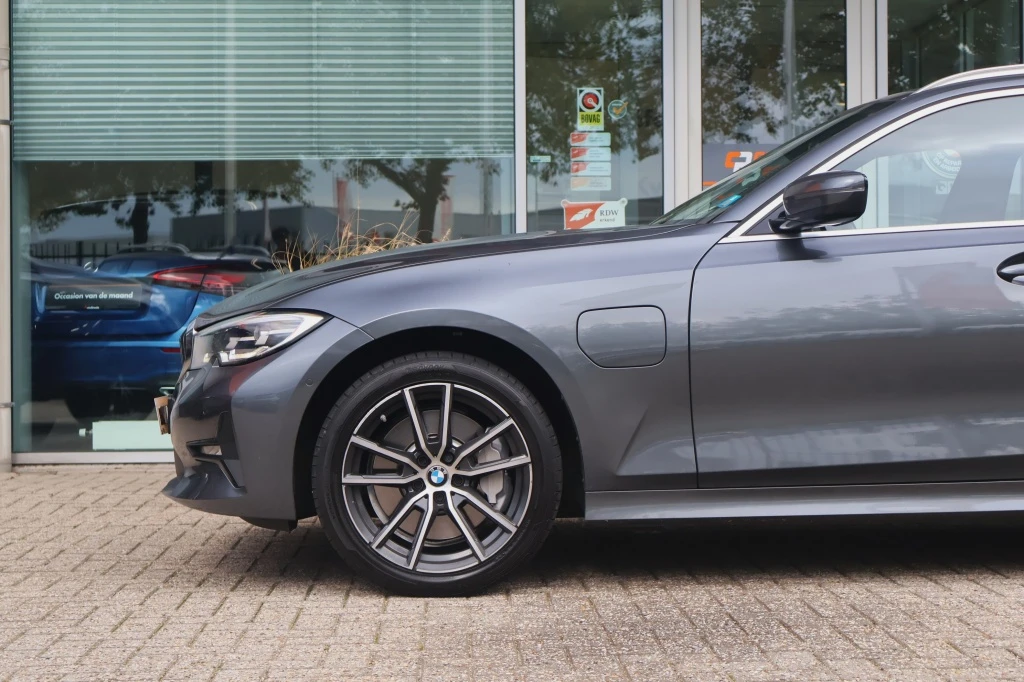 BMW 3 Serie – foto 3