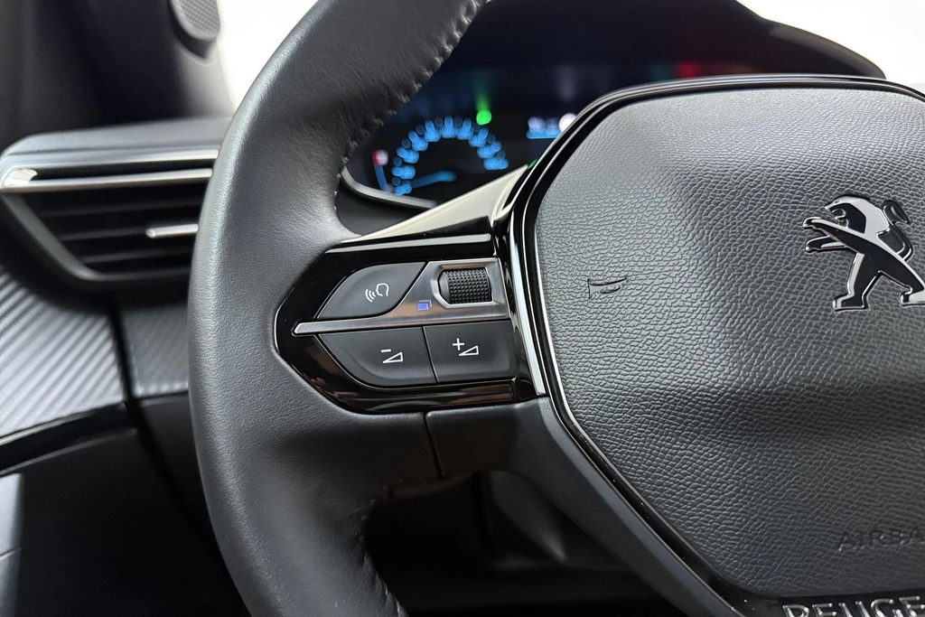 Peugeot e-2008 – foto 17