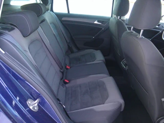Volkswagen Golf – thumbnail 9