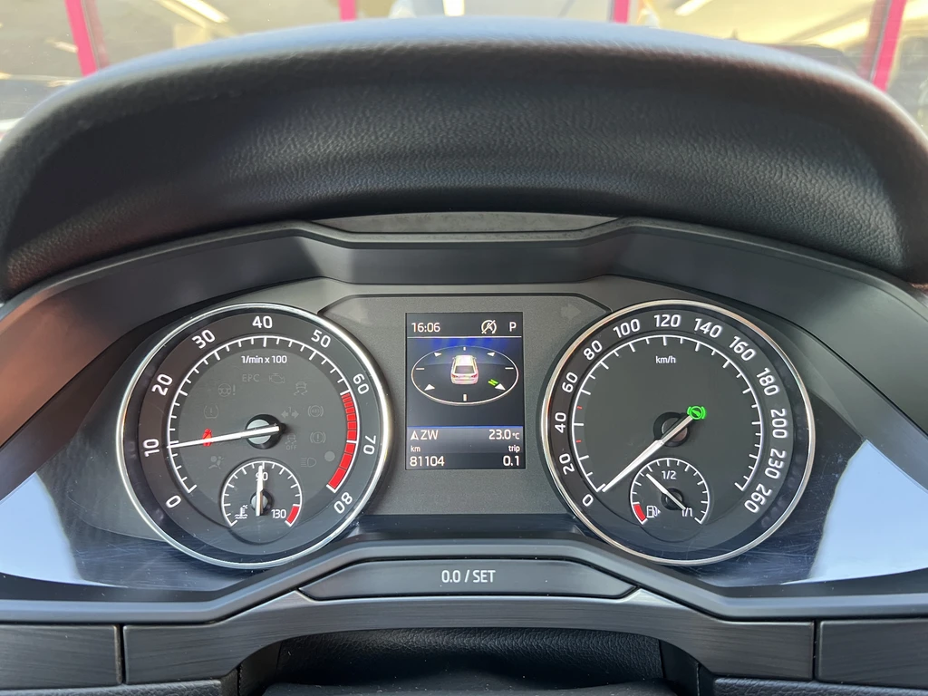 Škoda Superb – foto 23