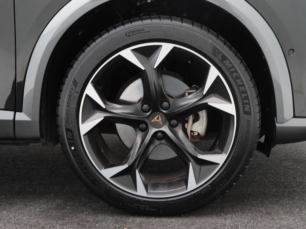 CUPRA Formentor – foto 15