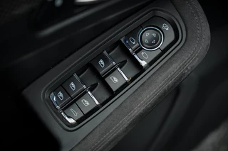 Porsche Macan – thumbnail 19