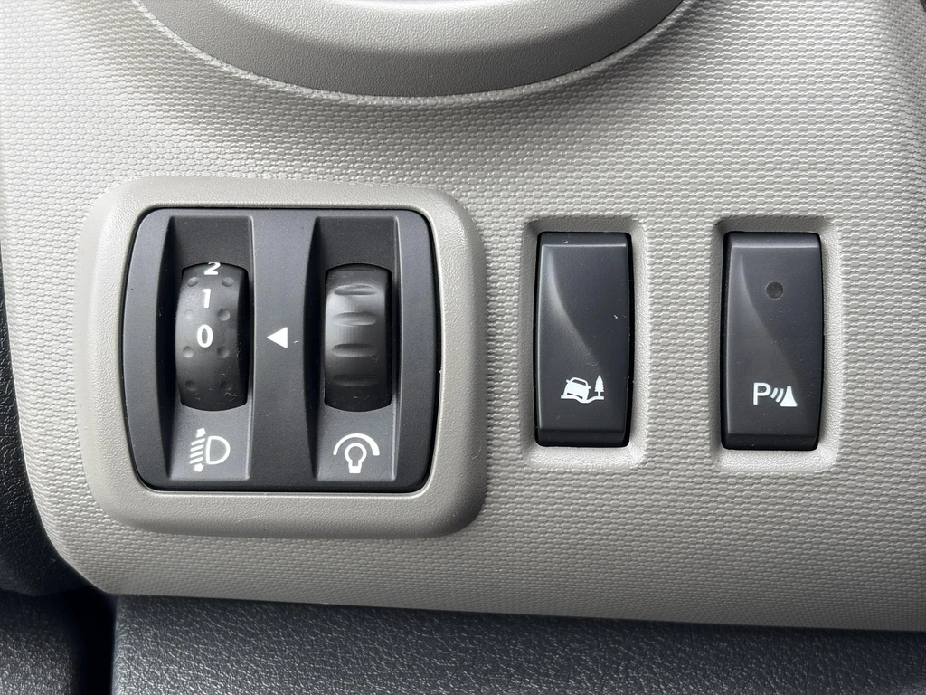 Nissan NV300 – foto 22