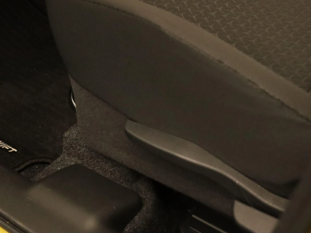 Suzuki Swift – foto 17