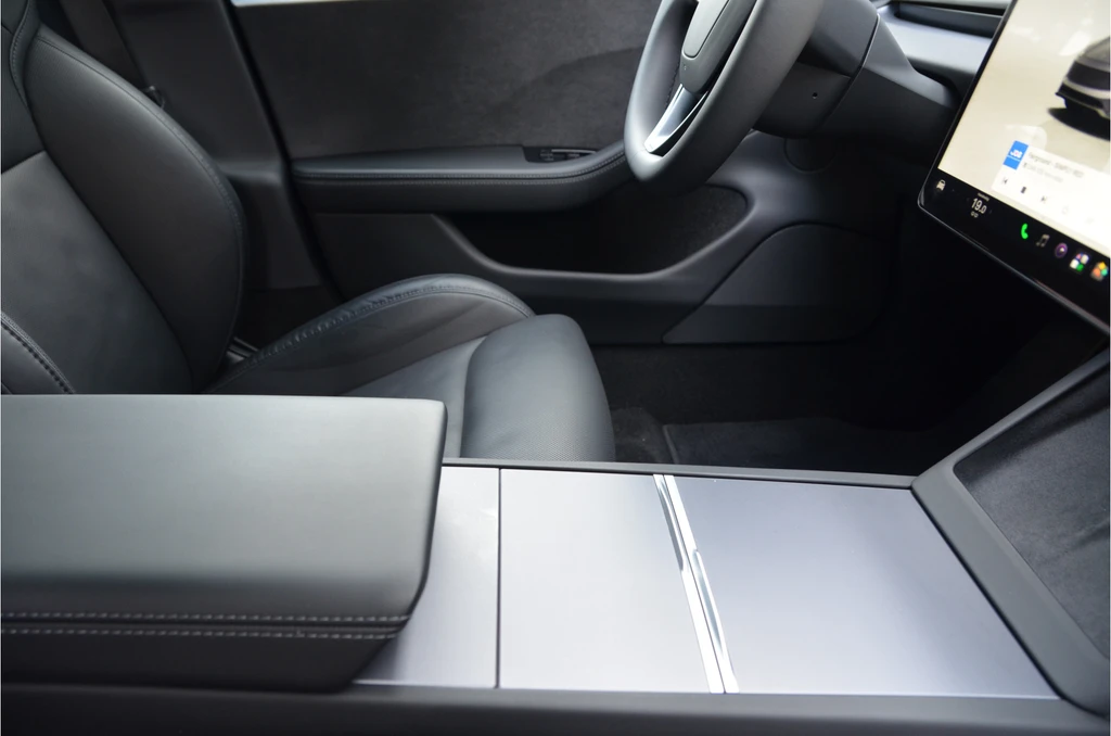 Tesla Model 3 – foto 9