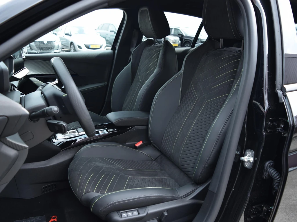 Peugeot 208 – foto 21