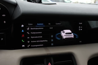 Porsche Taycan – thumbnail 28