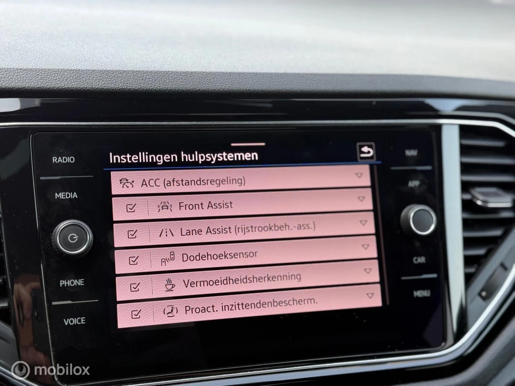 Volkswagen T-Roc – foto 19