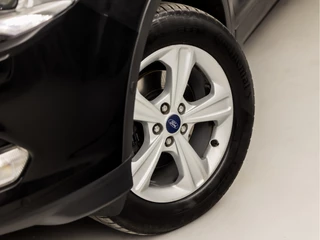 Ford Kuga – thumbnail 16