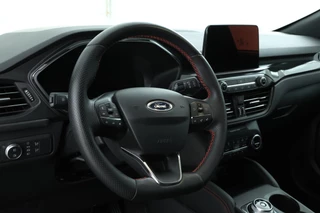 Ford Kuga – thumbnail 15