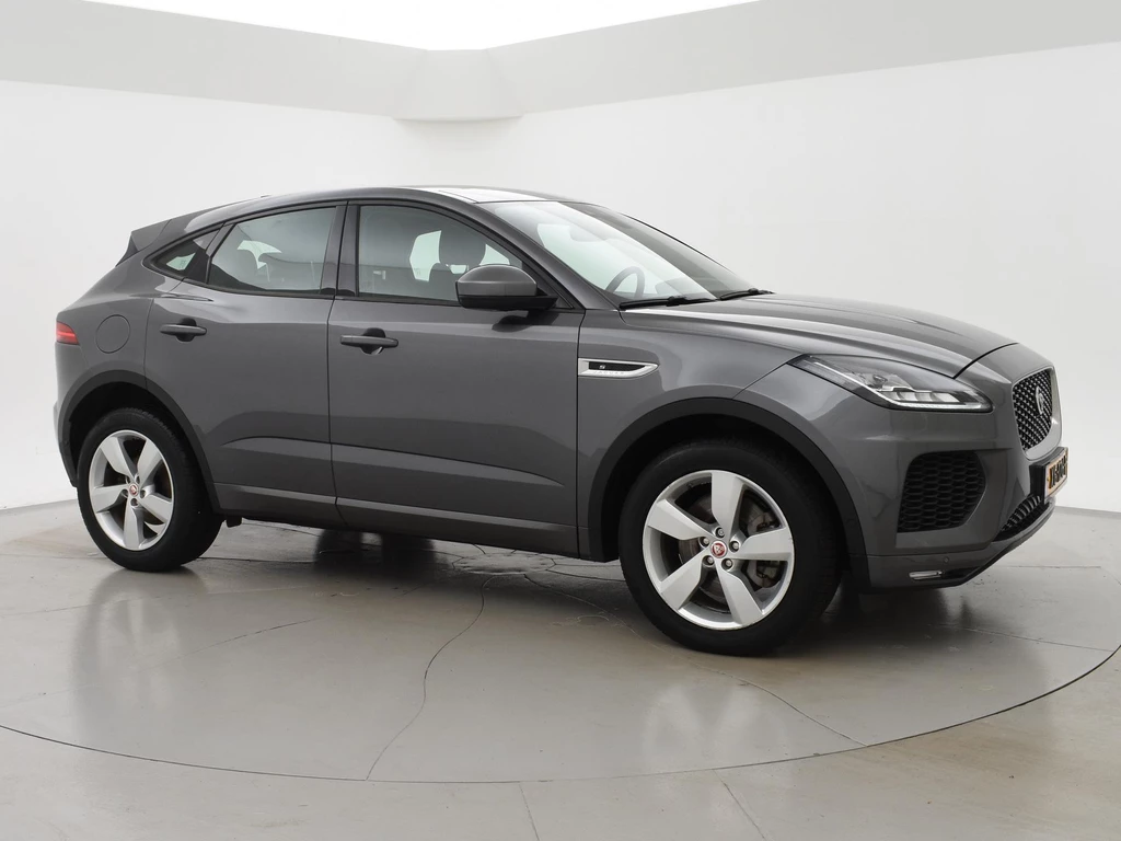 Jaguar E-PACE – foto 6