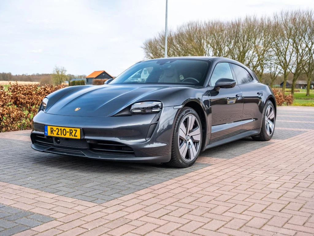 Porsche Taycan – foto 4