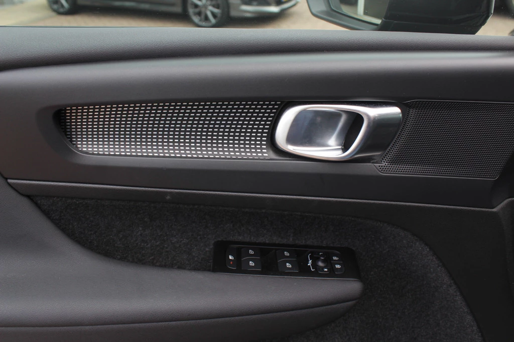Volvo XC40 – foto 35