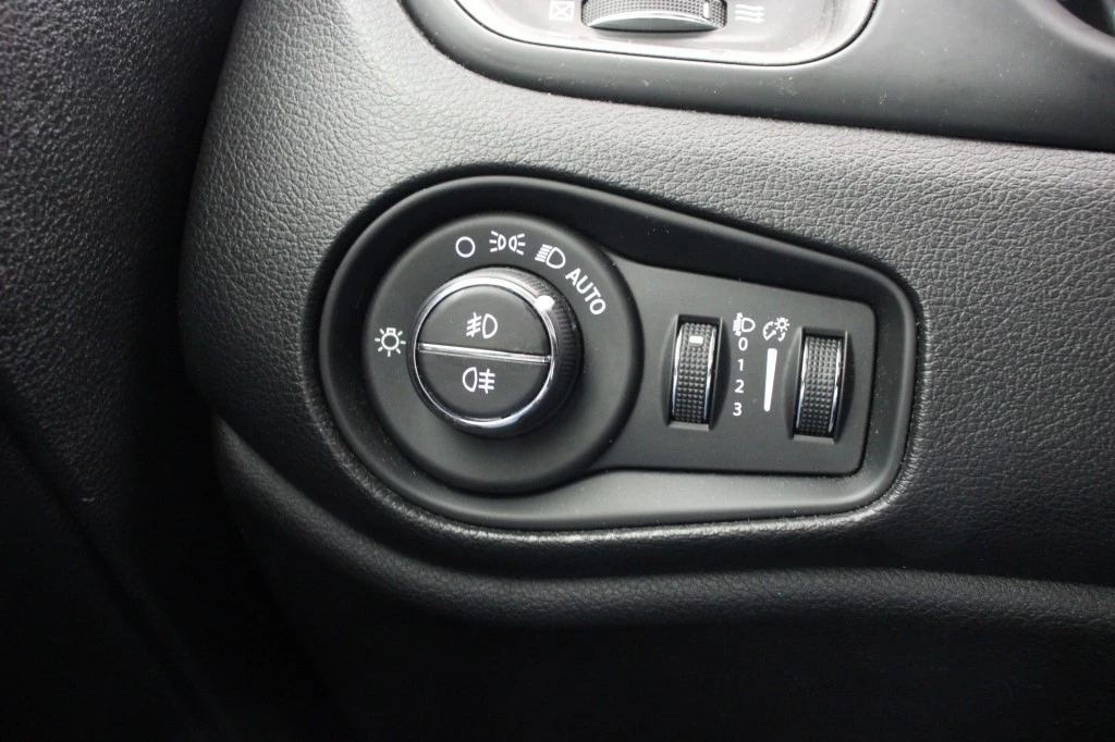 Jeep Renegade – foto 27