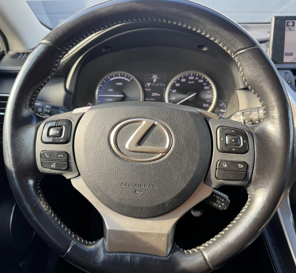 Lexus NX – foto 13