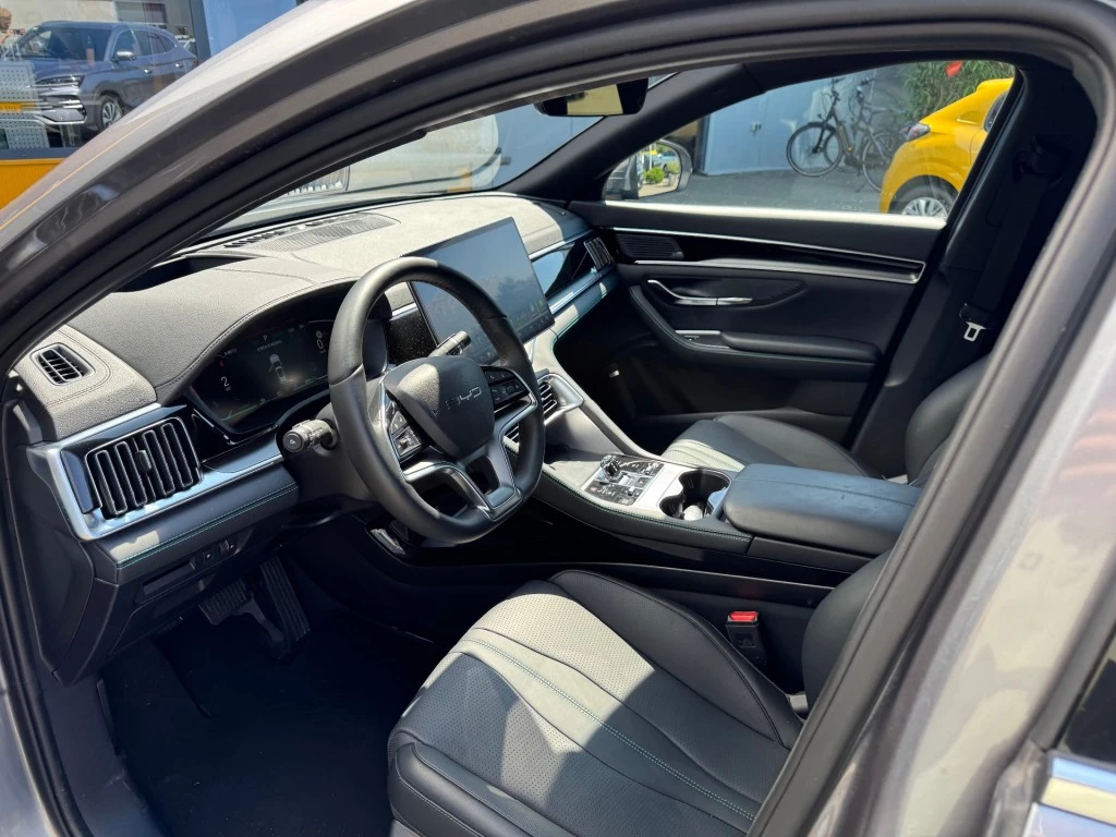 BYD SEAL – foto 25