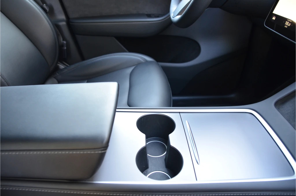 Tesla Model Y – foto 9