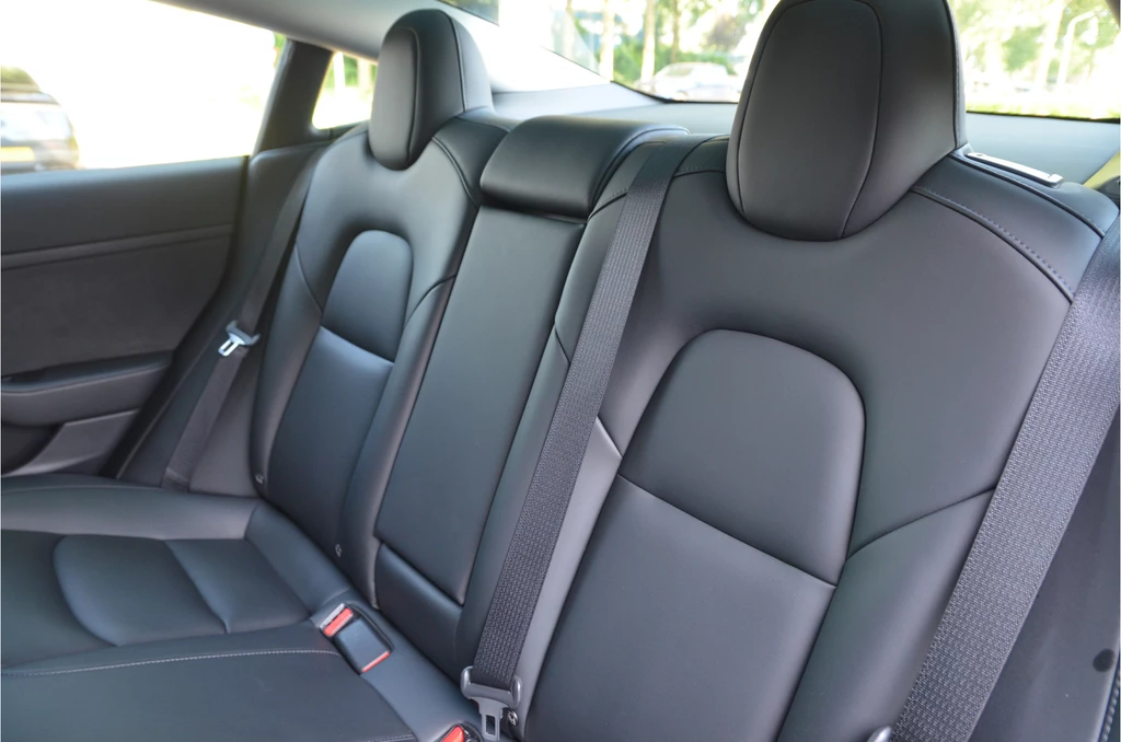 Tesla Model 3 – foto 13