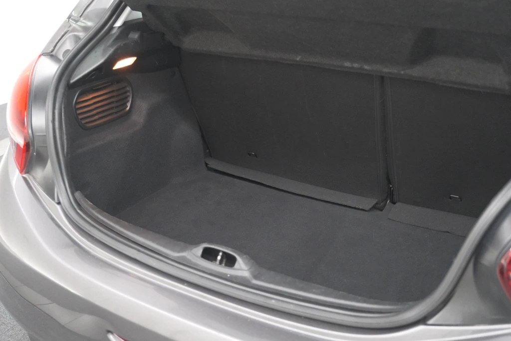 Peugeot 208 – foto 21