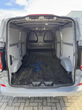 Ford E-Transit Custom – thumbnail 10
