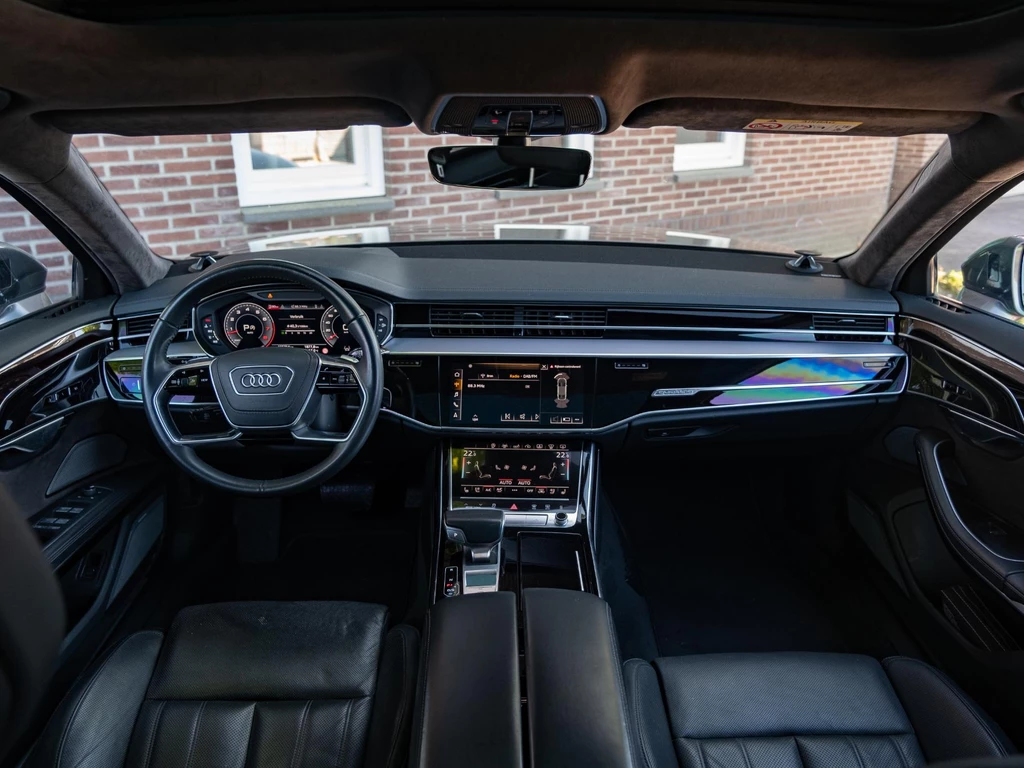 Audi A8 – foto 18
