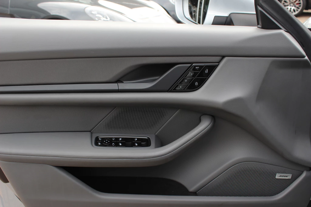 Porsche Taycan – foto 34