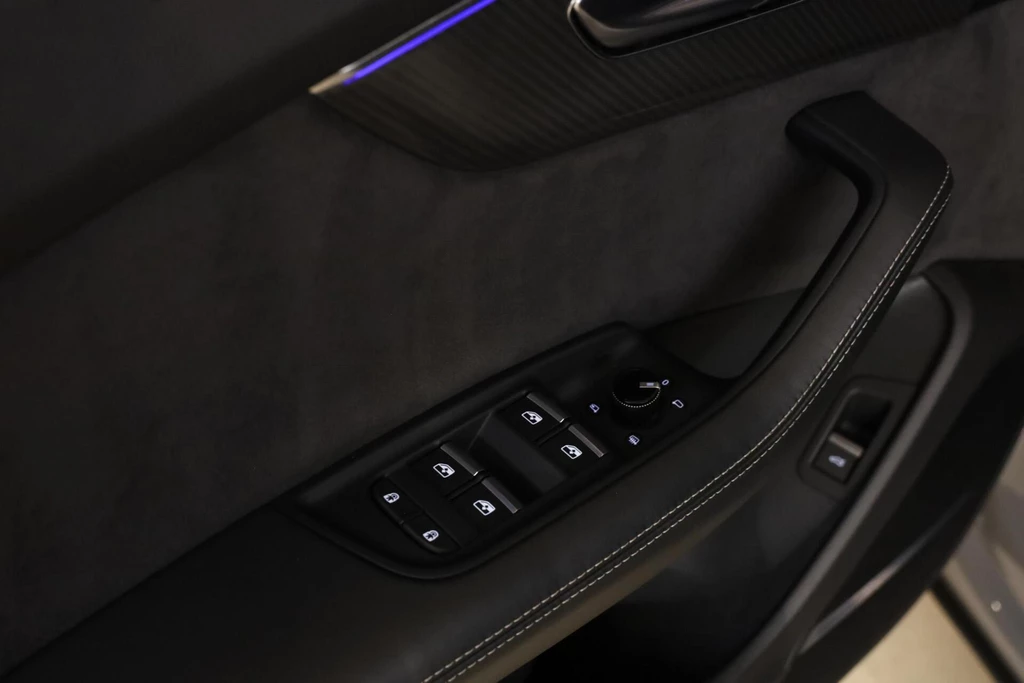 Audi RSQ8 – foto 47