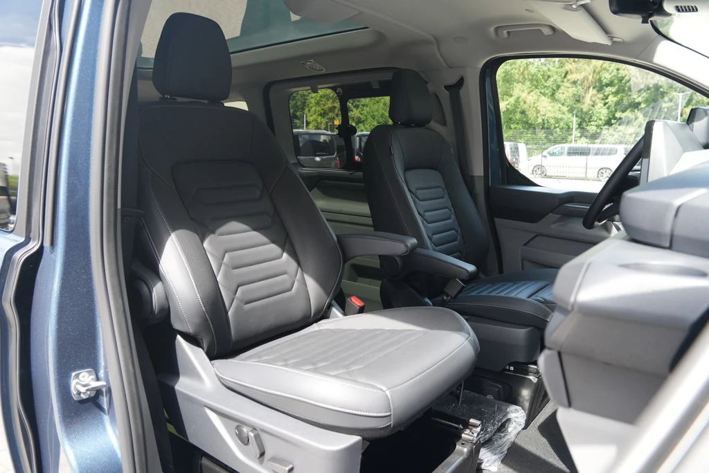 Ford Tourneo Custom – foto 45